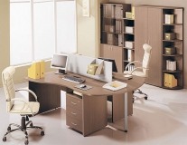 Офисная мебель для персонала ЭТЮД, столы с экраном